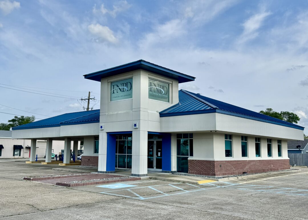 Residential - Metal Outlet
